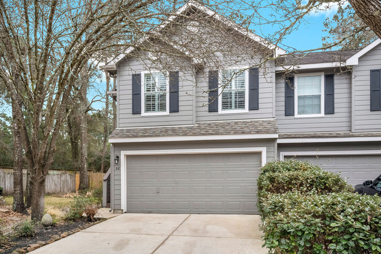 Townhome front view - 62 Musgrove Pl