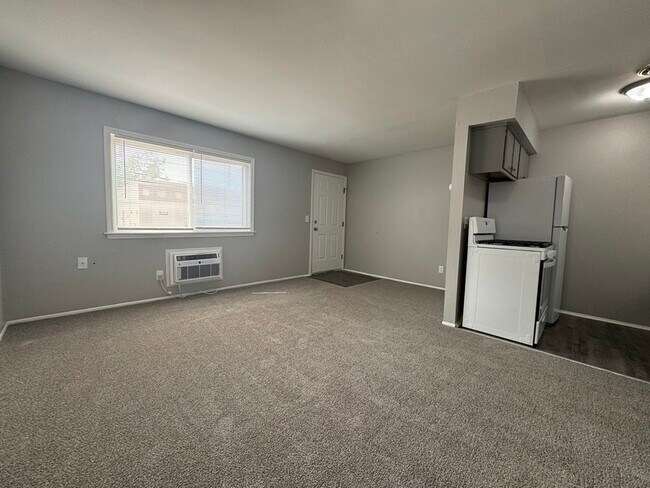 Foto del edificio - 4441 Oakwood