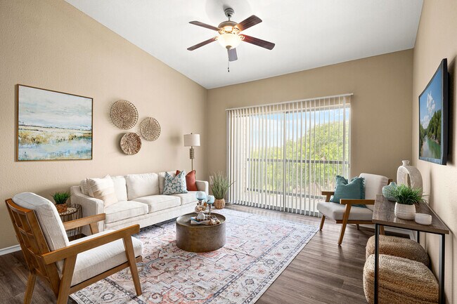 Foto del edificio - Stoneybrook Apartments & Townhomes