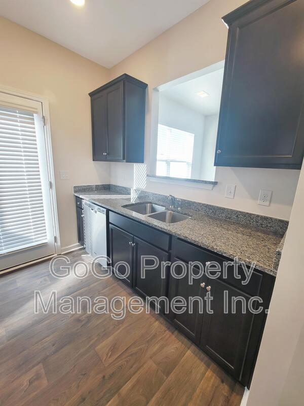 Foto del edificio - 1355 Wunder Way