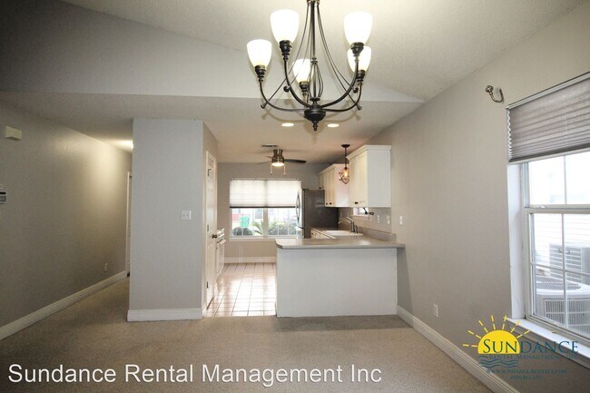 Building Photo - 3 br, 2 bath House - 1277 Laura Lane