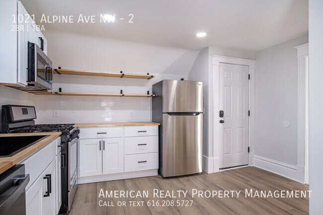 Foto del edificio - 1021 Alpine Ave NW