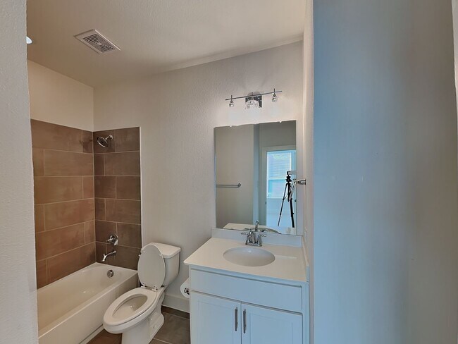 Building Photo - Fabulous 3-Story Townhouse in Frisco Heigh...