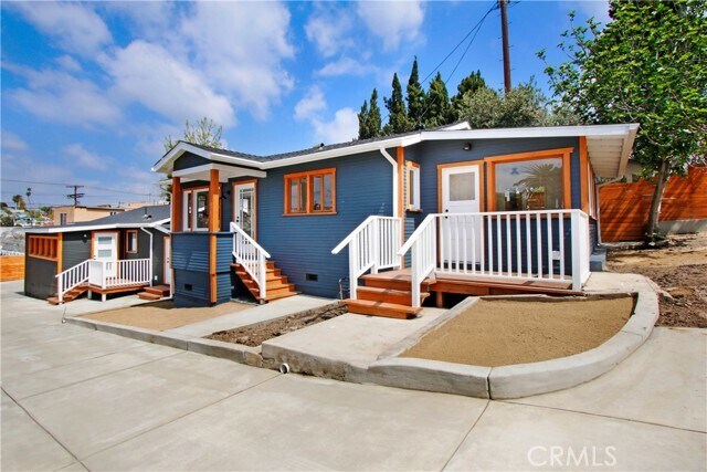 Foto principal - 1427 Lake Shore Ave