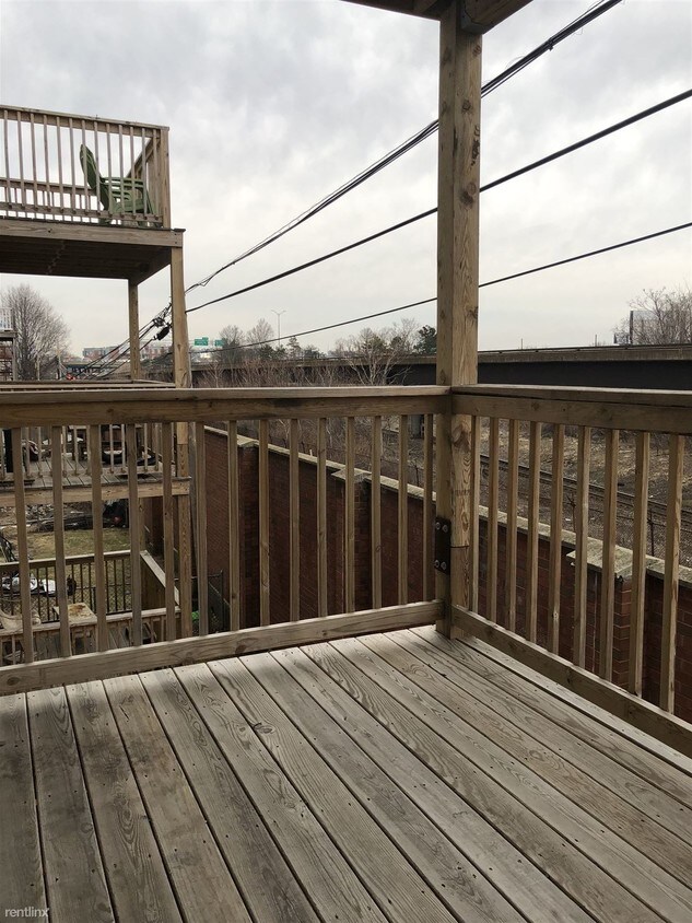 Foto del edificio - 3 br, 2 bath  - 99 Sydney St # 1052