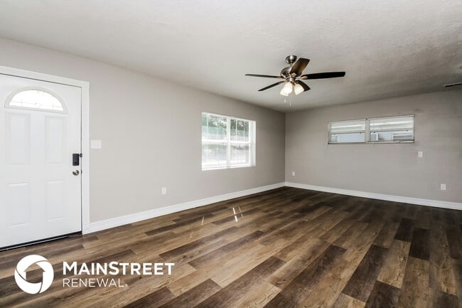 Foto del edificio - 1450 Terre Cia Ave