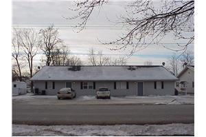 Primary Photo - 814-816 W Centennial Ave