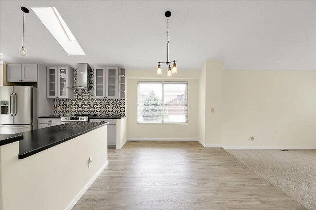 Building Photo - 6945 Native Cir