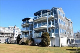 Building Photo - 3 Kirwins Ln