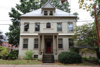 Building Photo - 6024 Jackson St