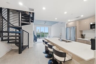 Building Photo - 13800 Highland Dr