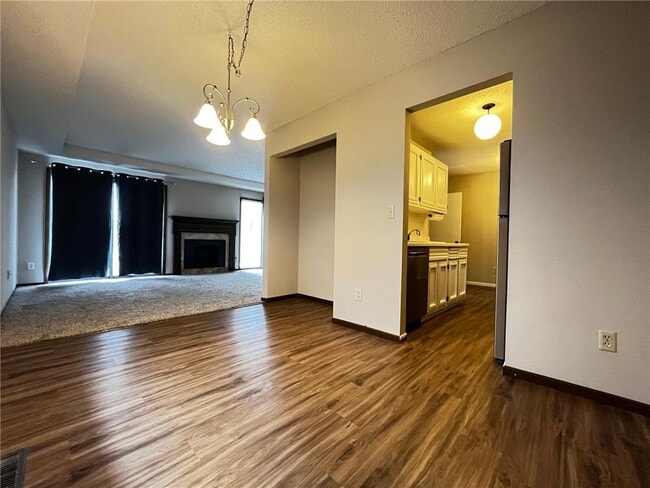 Building Photo - 1232 Wagon Wheel Rd