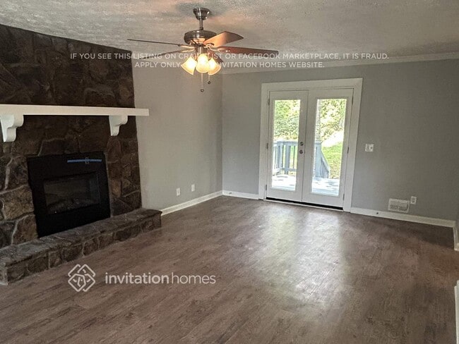 Building Photo - 129 Parks Cir