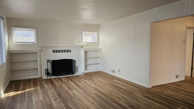 Foto del edificio - Jean Street 4 Plex