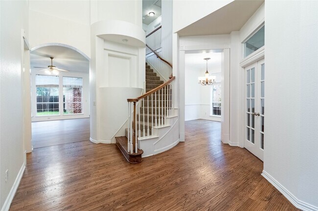 Foto del edificio - 3731 Charter Dr