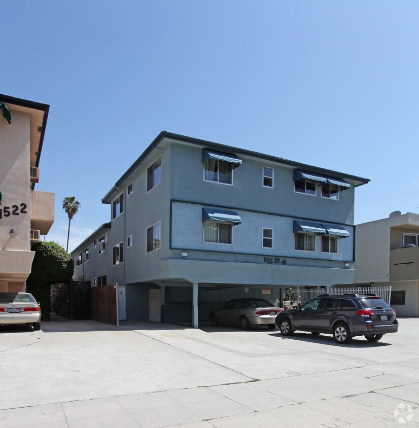 Building Photo - 1524 S Wooster St