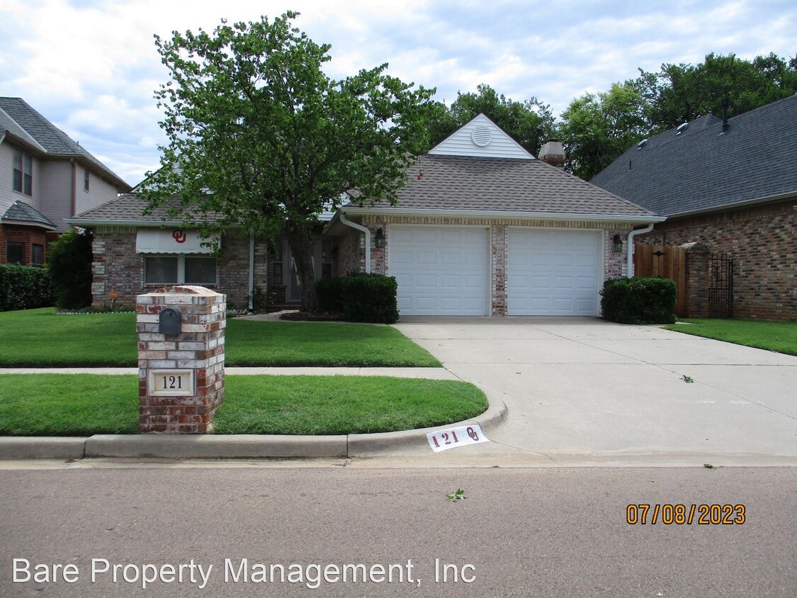 Foto principal - 2 br, 2.5 bath House - 121 Olde Brook Ct