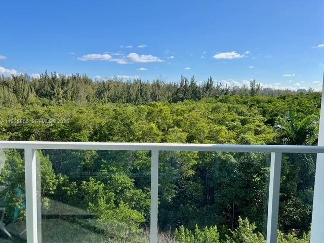 Building Photo - 14951 Royal Oaks Ln