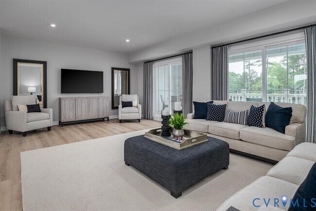 Foto del edificio - 8001 Lake Laurel Ln