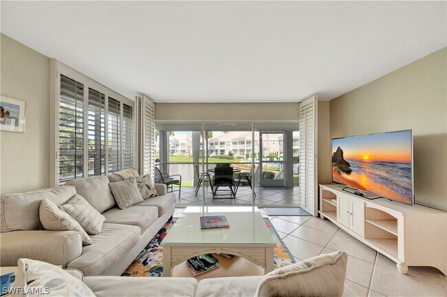 Foto del edificio - 6131 Pelican Bay Blvd