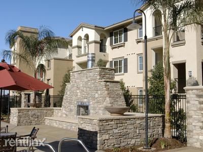 Foto del edificio - 4450 El Centro Rd