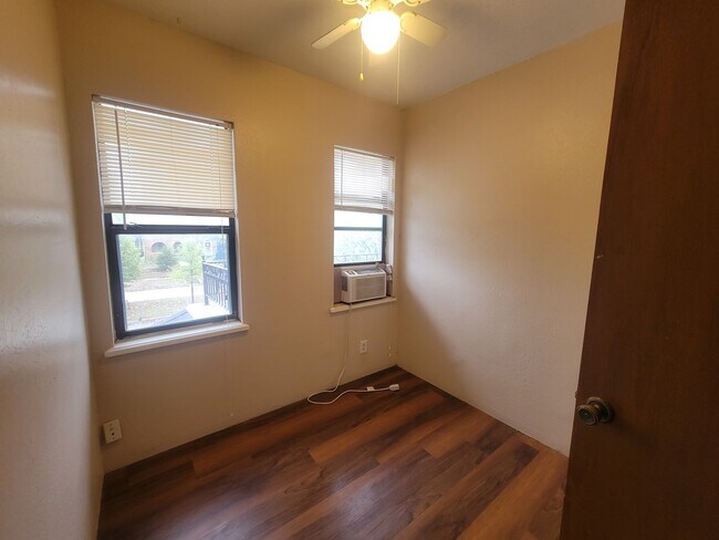 Foto del edificio - 2721 NW 12th St