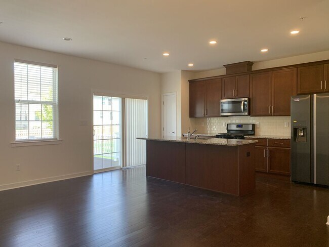 Building Photo - 105 Caldwell Ct