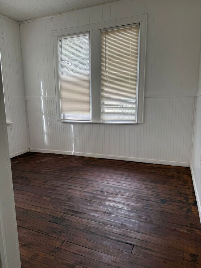 Building Photo - 2210 18th St