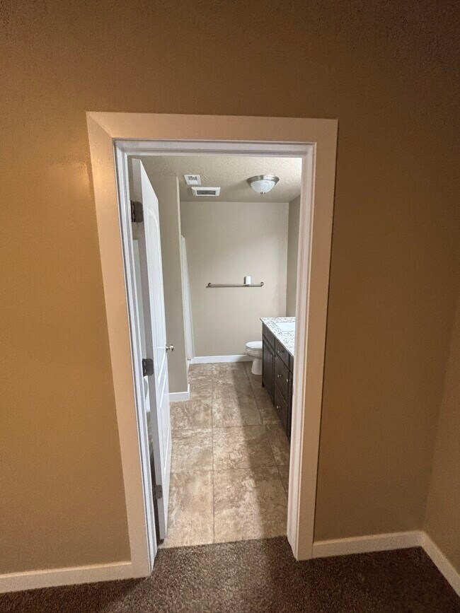 Building Photo - 308 S 740 W