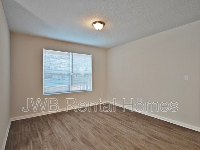 Foto del edificio - 3019 Dignan St