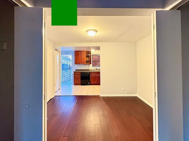 Foto del edificio - Beautifully Renovated 2-Bedroom Home in Baltimore, MD!