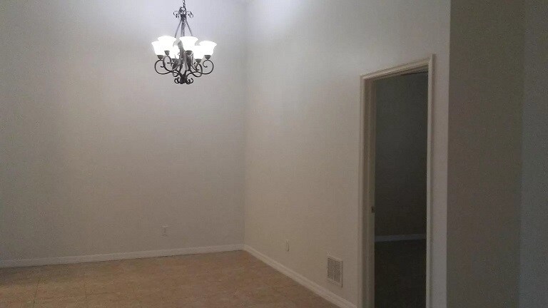 Foto del edificio - 3217 Andrews Ave