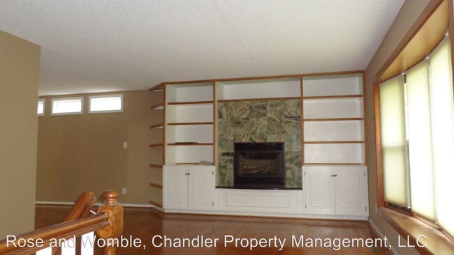Foto del edificio - 3 br, 2 bath House - 432 W. Farmington Road^^