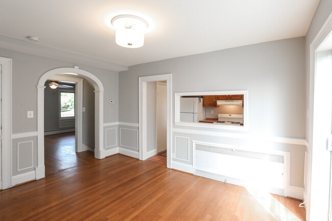 Building Photo - 2315 15th St NW