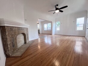 Building Photo - 4628 6th Ave