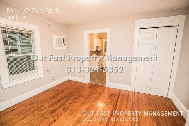 Foto del edificio - 541 1/2 2nd St. N