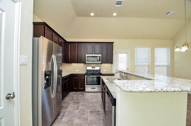 Foto del edificio - 5118 Brookshire Pass Dr