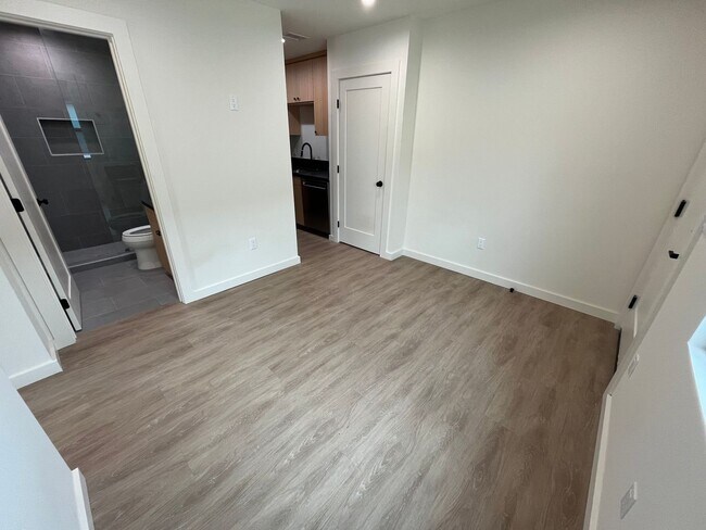 Foto del edificio - Newly Remodeled 2 Bed 1 Bath Unit in PB