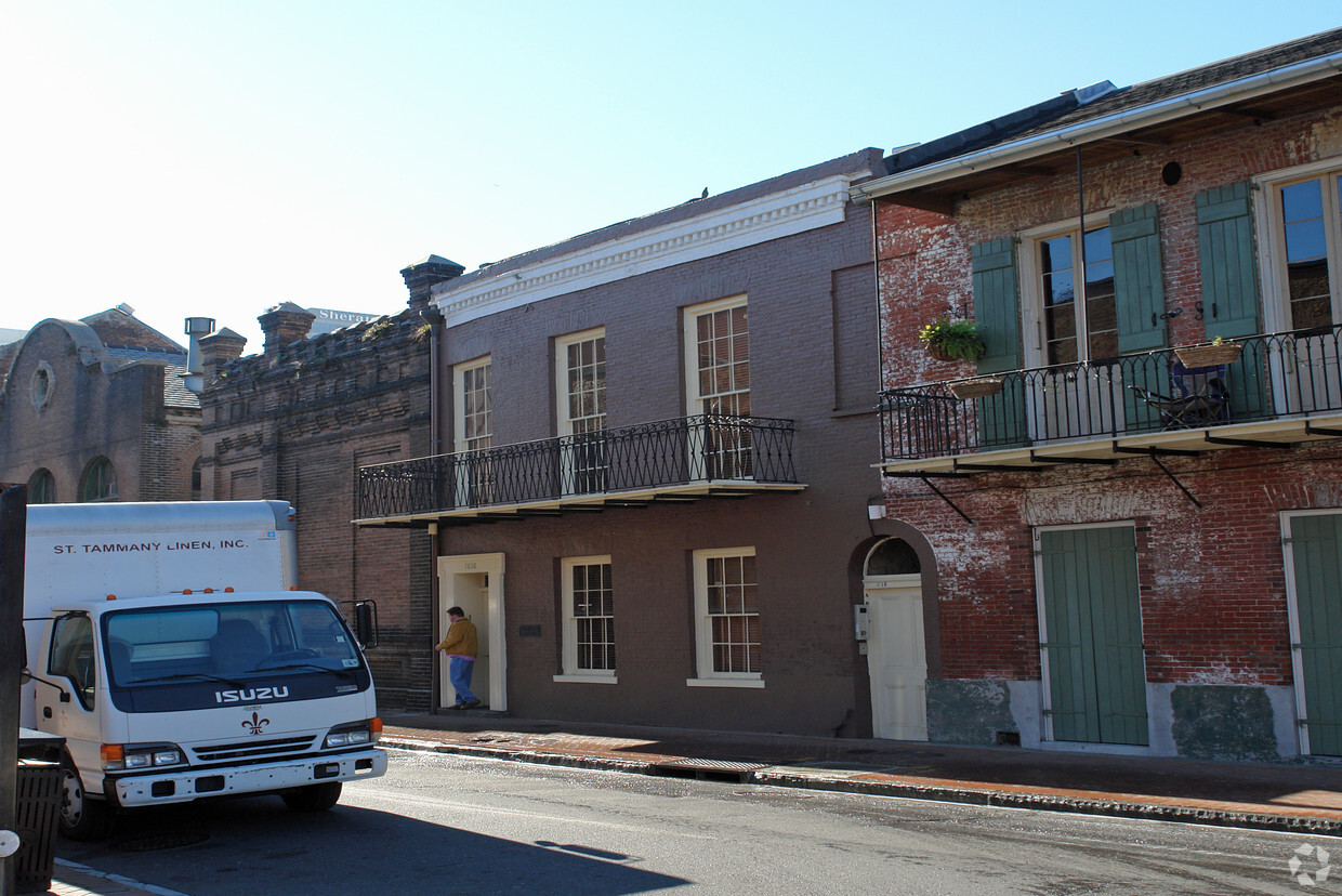 Building Photo - 1018 Bienville Ave