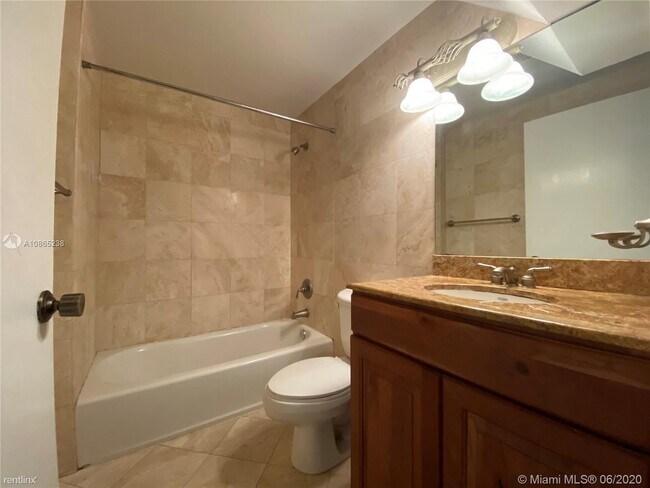 Building Photo - 3 br, 2 bath House - 3054 Center St # 3054