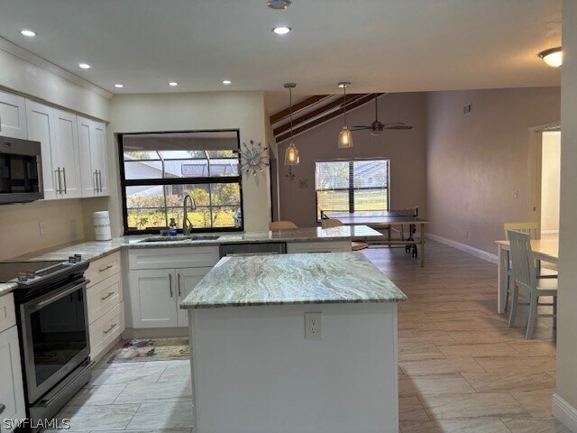 Building Photo - 5740 Sandpiper Pl