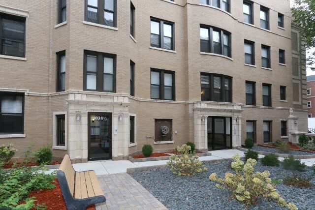 Building Photo - 4151 N Ashland Ave
