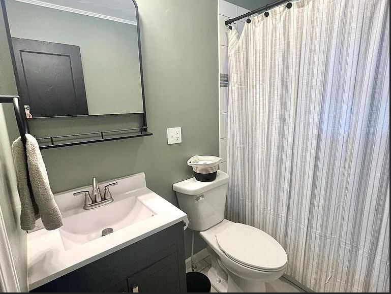 Building Photo - 43 Burdette Addition Rd