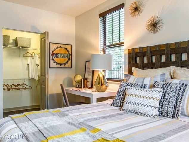 Foto del edificio - 2 br, 2 bath  - ZRS-POMP