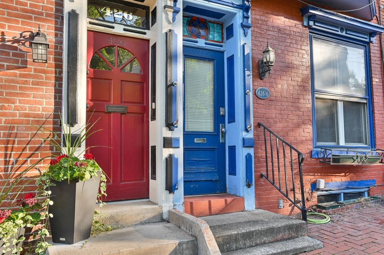 Primary Photo - 426 1/2 Boas Street