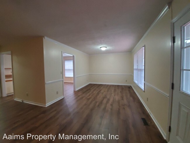Building Photo - 3 br, 2 bath House - 7418 Beaver Run Dr.