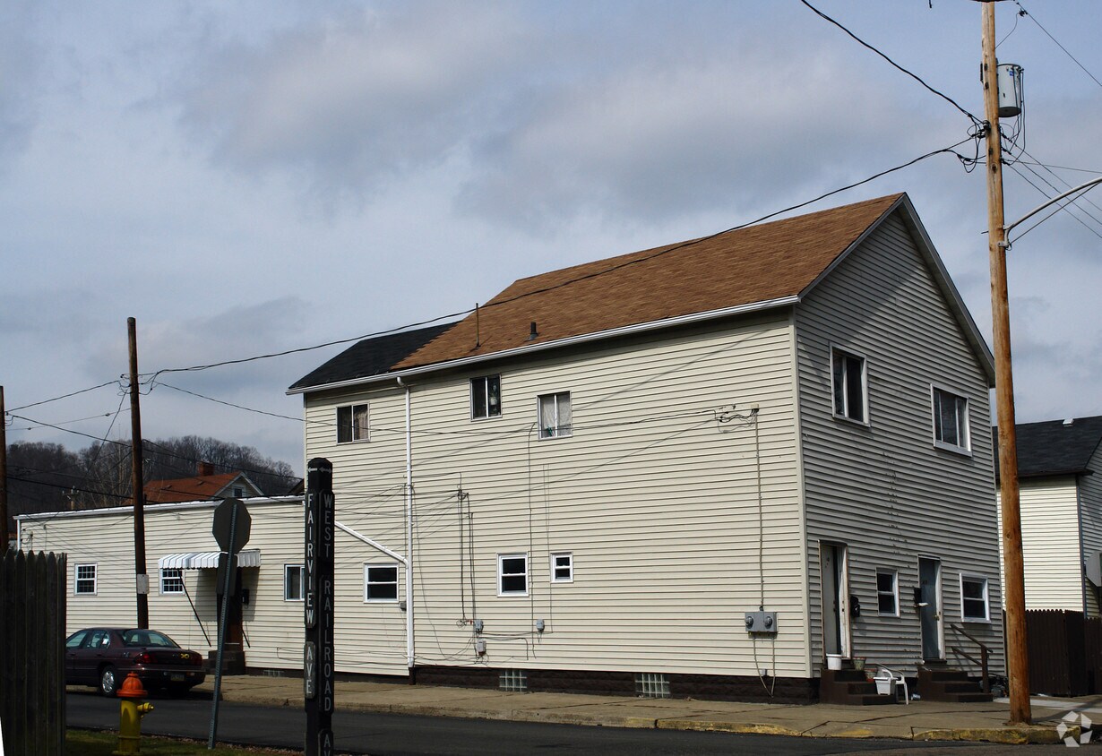 Foto principal - 400 W Railroad Ave