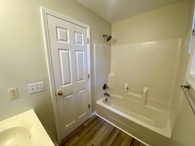 Foto del edificio - 232 S Main St