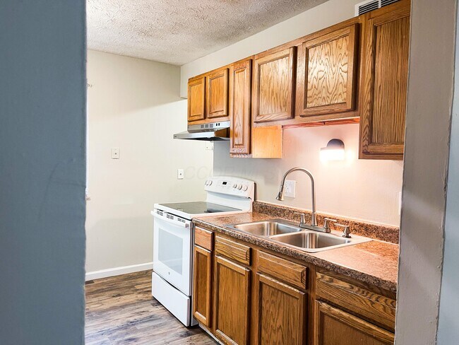 Foto del edificio - 2885 Atwood Terrace
