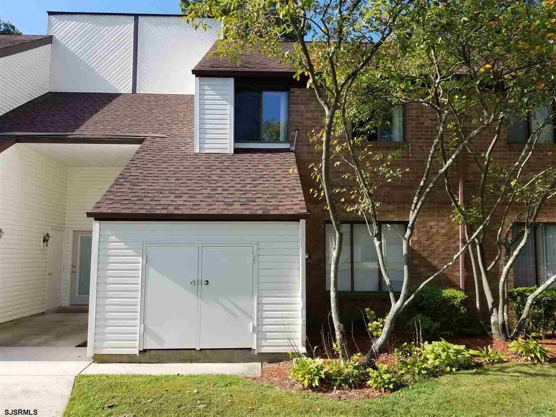 Foto principal - 10 Country Birch Ln